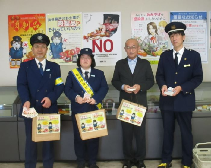 小松空港で春節に移動する旅客へ肉製品の持ち込み禁止を呼びかけました