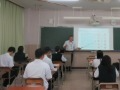 地域の農産物について学ぶ生徒たち