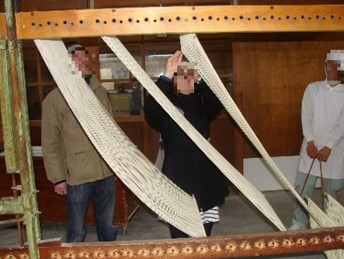 インバウンド客の箸分け体験の写真