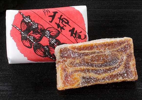 ロングセラーのお菓子「やま柿」