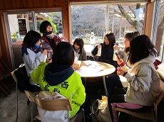 バター作りの様子