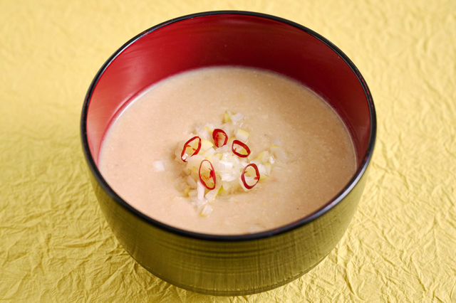 Gojiru miso soup