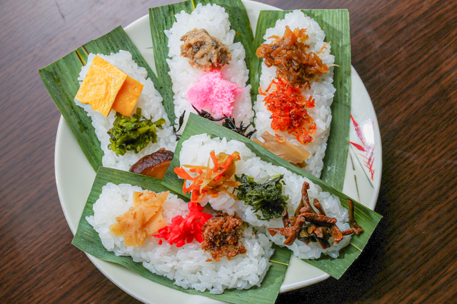 Sasazushi (Bamboo Leaf Sushi)