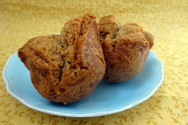 Sata andagi(Okinawan donut holes)