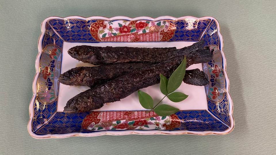 Mutsugoro no Kabayaki (Broiled Mudskipper)