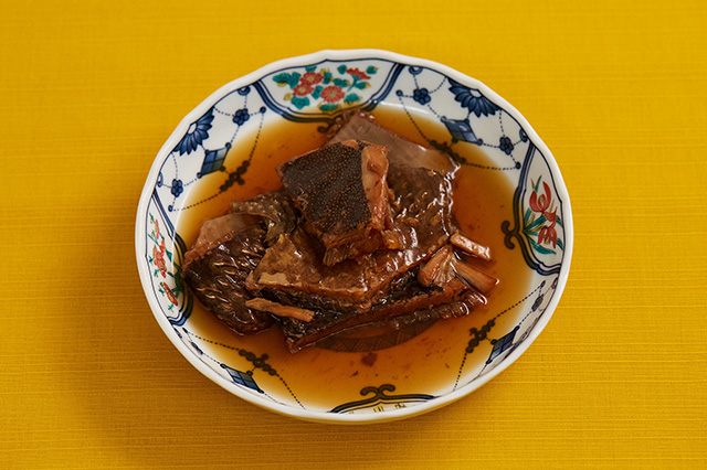 Karakaini (simmered dried stingray fin)