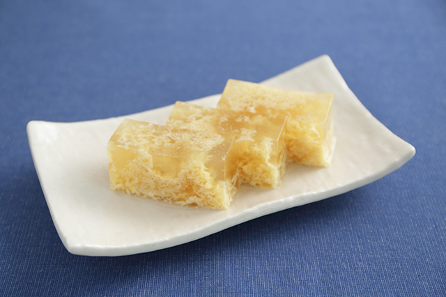 Egg agar/soy sauce agar