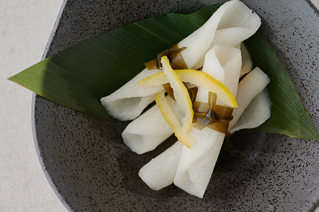 Yuzu Daikon (Dried/Pickled Daikon Radish with Yuzu Citron)