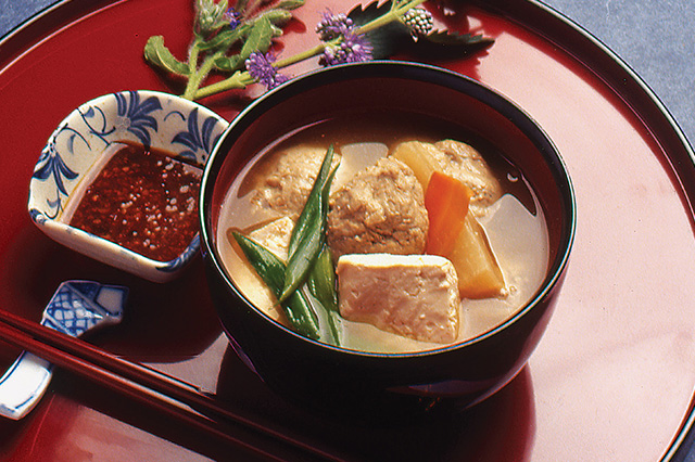 Samma no Surimi Jiru (Pacific Saury Fish Ball Soup)