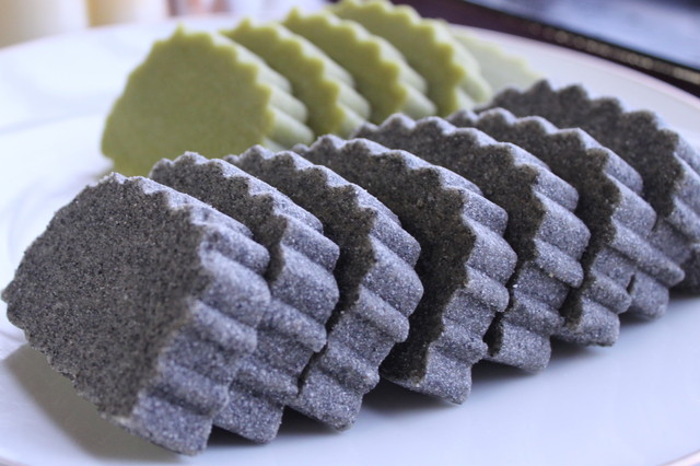 Kamabuku (Potato and Mochi Cake)