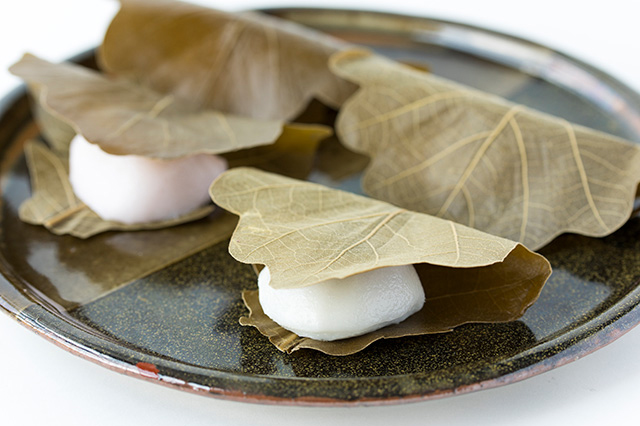 Kashiwa Mochi (Leaf Wrapped Mochi)