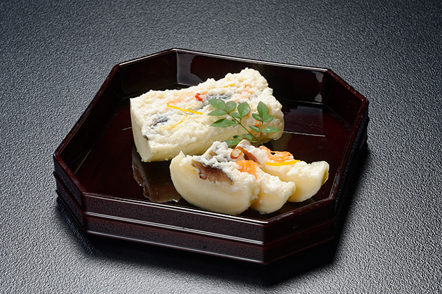 Daikon-zushi (Fermented sushi with daikon)