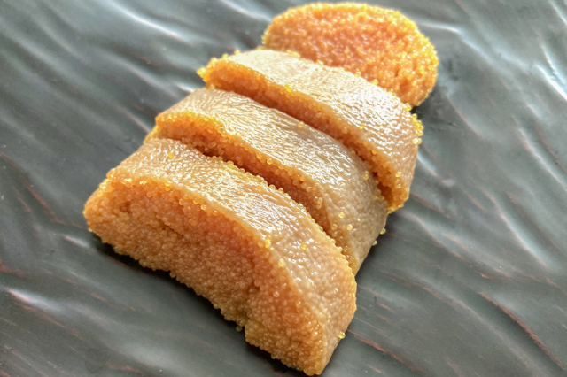 Fugunoko-kasuzuke (blowfish roe marinated in sake lees)