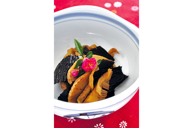 Takenoko no Arame-ni (Simmered Bamboo Shoot with Arame)