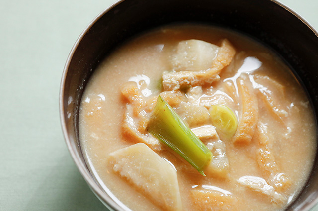 Toyama Kabu no Kasu-jiru (Toyama Turnip Soup with Sake Lees)