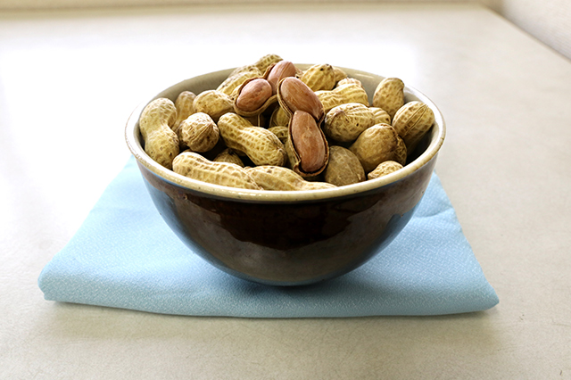Yude rakkasei (boiled peanuts)