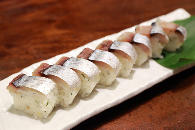Sabazushi (Mackerel Sushi)