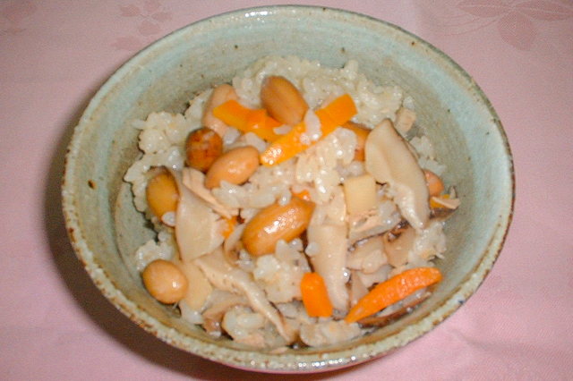 Rakkasei no Nimame (Simmered Peanuts)