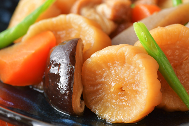 Heso-daikon no nisime