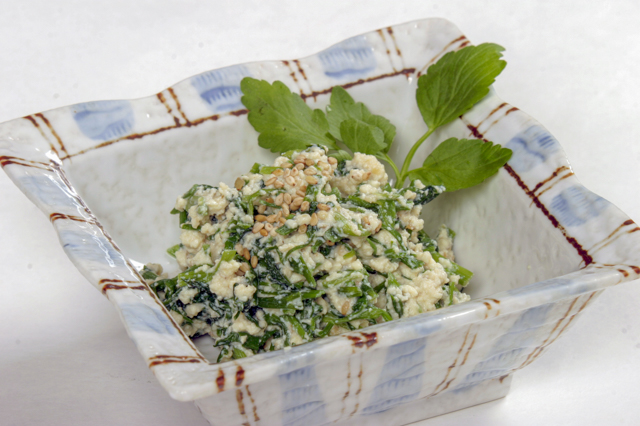 Serino Yogoshi (Japanese Parsley Mashed Tofu Salad)