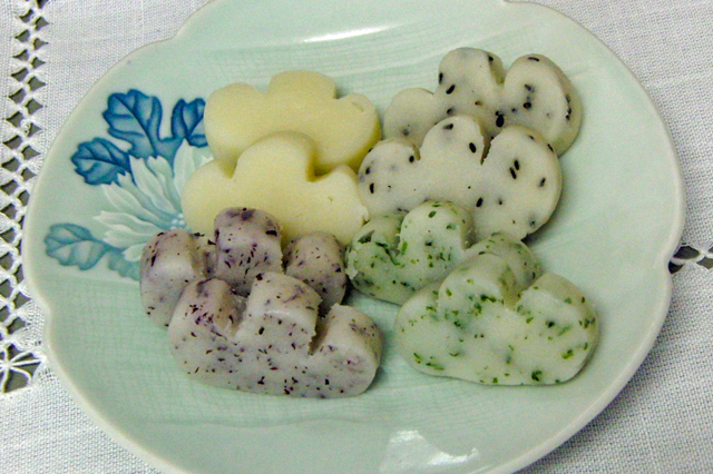 Yashouma (Colorful Mochi)