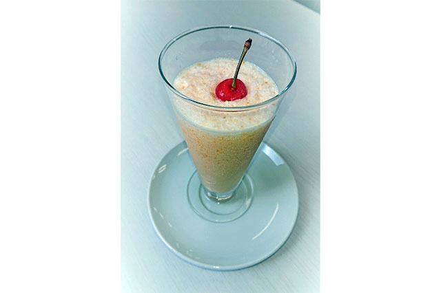 Nagasaki-mirukuseki (Nagasaki milkshake)