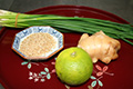 For condiments, use ground sesame seeds, grated ginger, kabosu citrus cut into small pieces with the skin still on, minced Japanese leek.