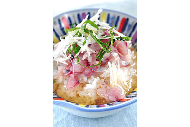Mago-chazuke (Horse mackerel rice bowl with tea)