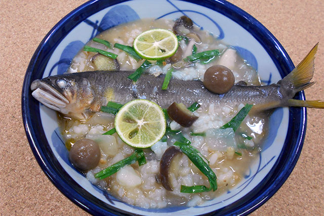 Ayu rousui (Sweetfish porridge)
