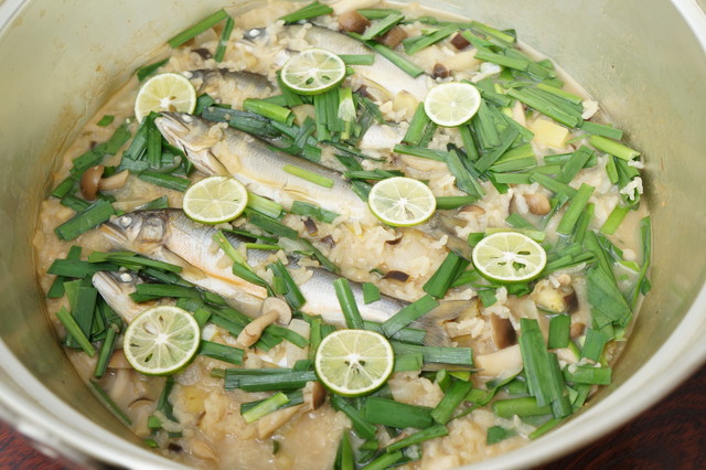 Ayu rousui (Sweetfish porridge)