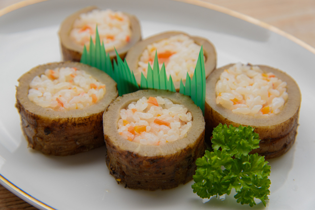 Hata-gonbo-zushi (Burdock Sushi)