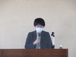 講義をする佐藤地方参事官