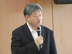 祝辞を述べる岡本地方参事官（富山県主要農作物種子協会通常総会）