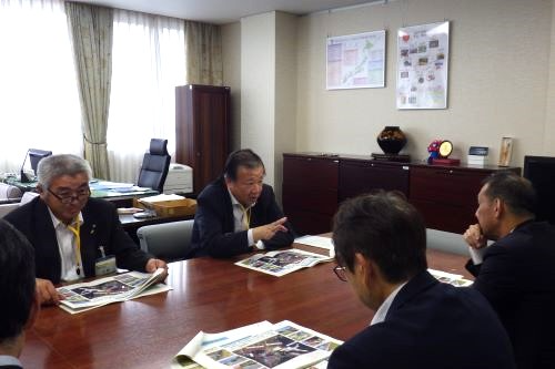 夏野市長との意見交換の様子