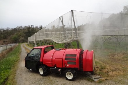 スプレイヤー(薬剤散布用機具)の写真