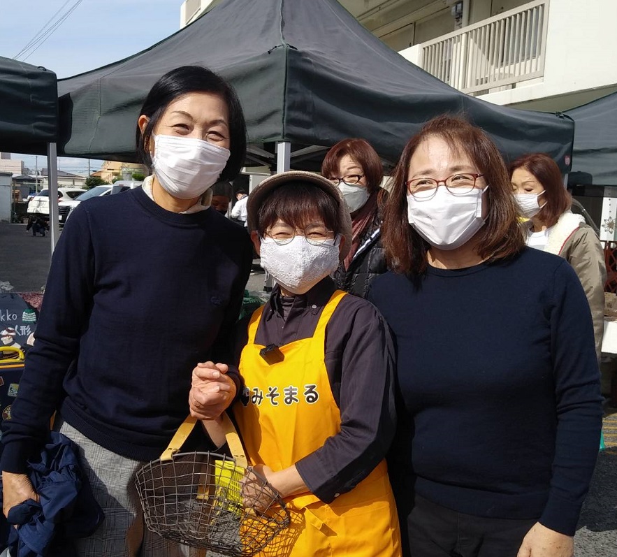 マルシェにきた人々