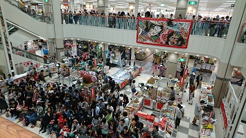 フェア会場の写真