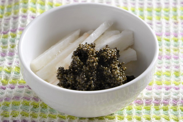 とんぶりの長芋和え