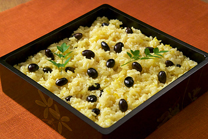 黄いないおこわ