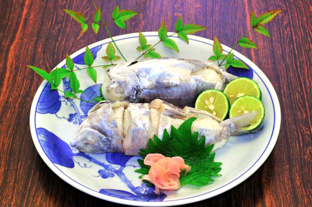 ボウゼの姿寿司