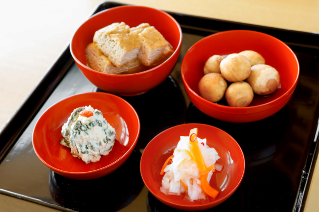 ほんこさん/報恩講料理