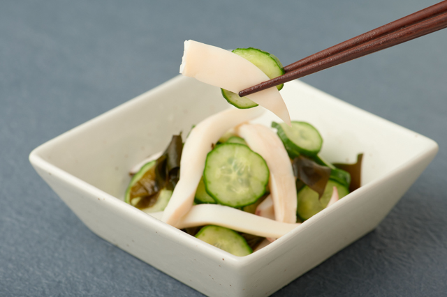 塩いかの酢の物