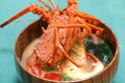 伊勢エビの味噌汁