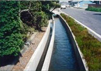 用排水分離された用水路