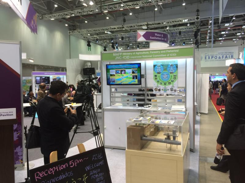 日本パビリオンの様子2