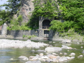 那須疏水旧取り入れ口