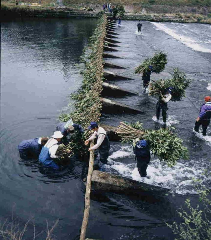 有里用水の川原園堰