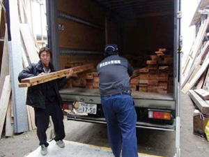 木製パーティションの製作の様子5