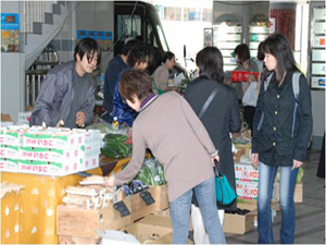 交通会館マルシェ2