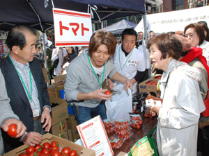 「がんばっぺ！いわき」オール日本キャラバン3